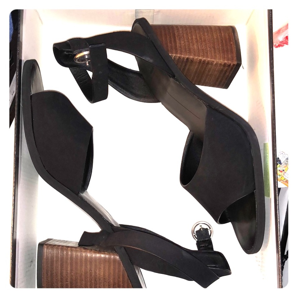Dolce Vita Aliyah Sandal 9.5 *NEW*